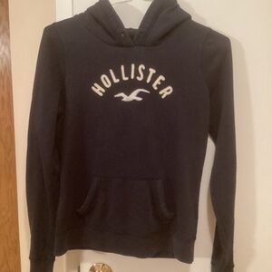 Hollister pullover hoodie (youth L)